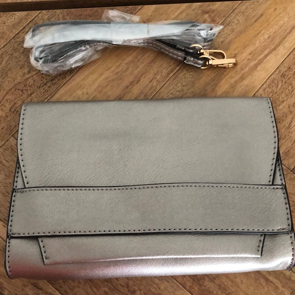 Convertible Clutch Purse/Crossbody Silver Gray - Picture 1 of 6